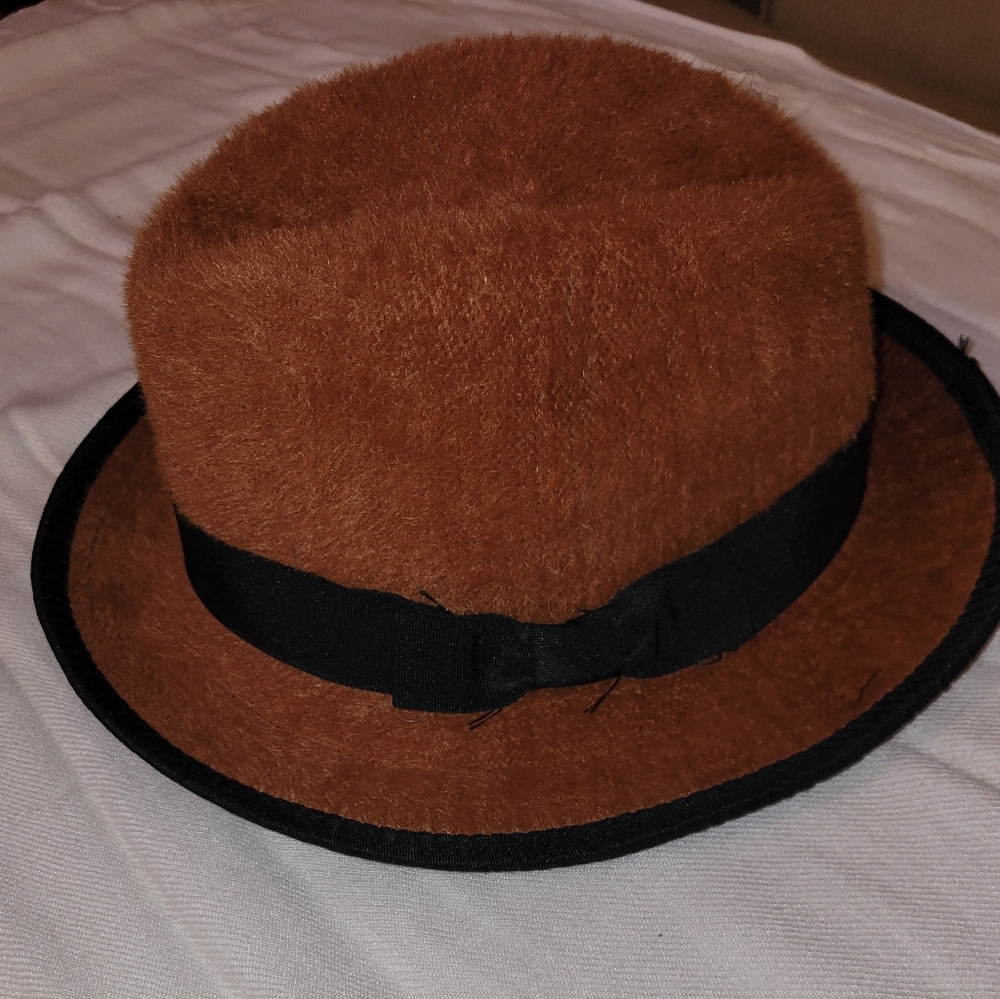 Brown & Black Beaver hat 👒
